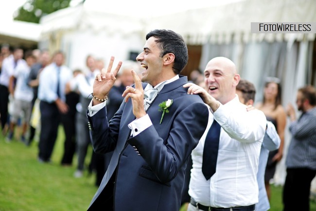 FotoWireless - la festa del matrimonio al ristorante