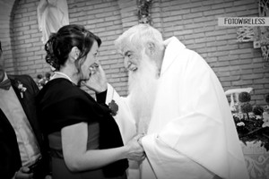 FotoWireless - l'omelia di Padre Lorenzo durante il matrimonio
